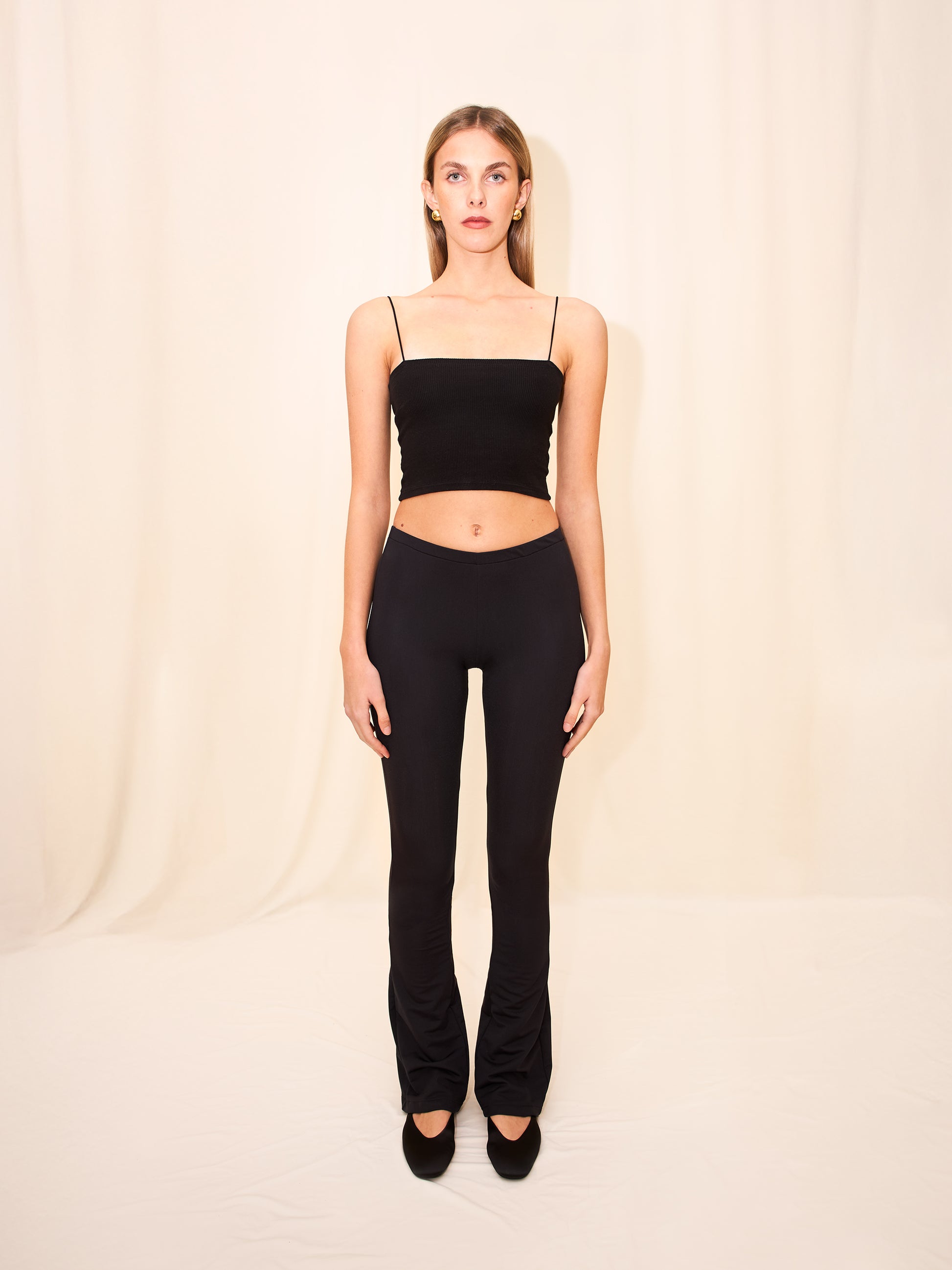Lulu Pants Black - NthemALL