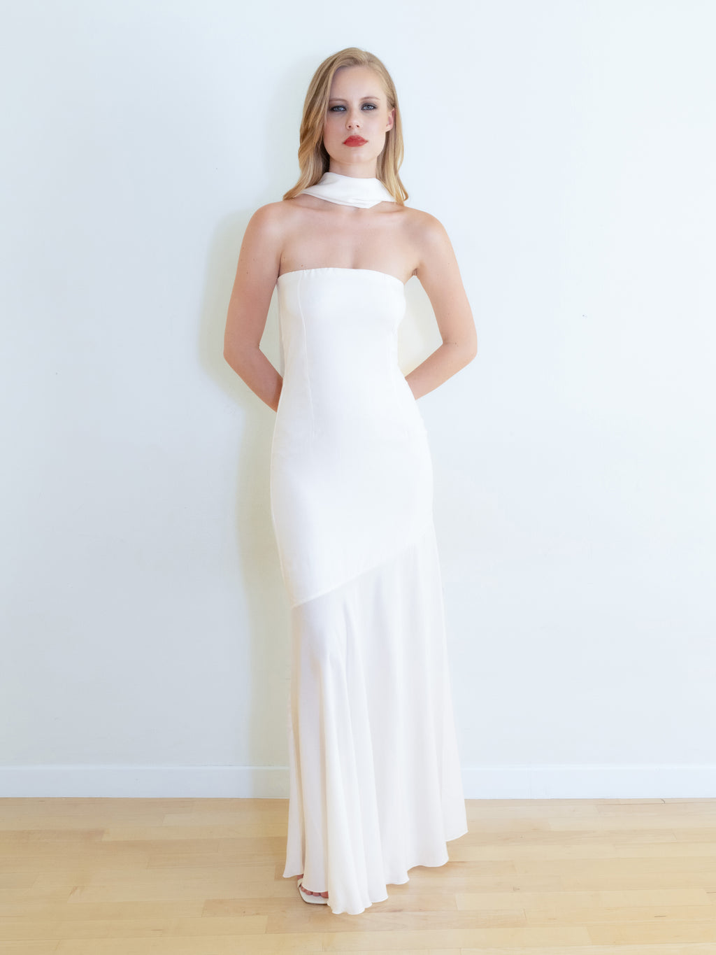 Long White Viscose Stole